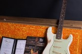 Fender Custom Shop 1960 Stratocaster Heavy Relic Aged Olympic White-1a.jpg